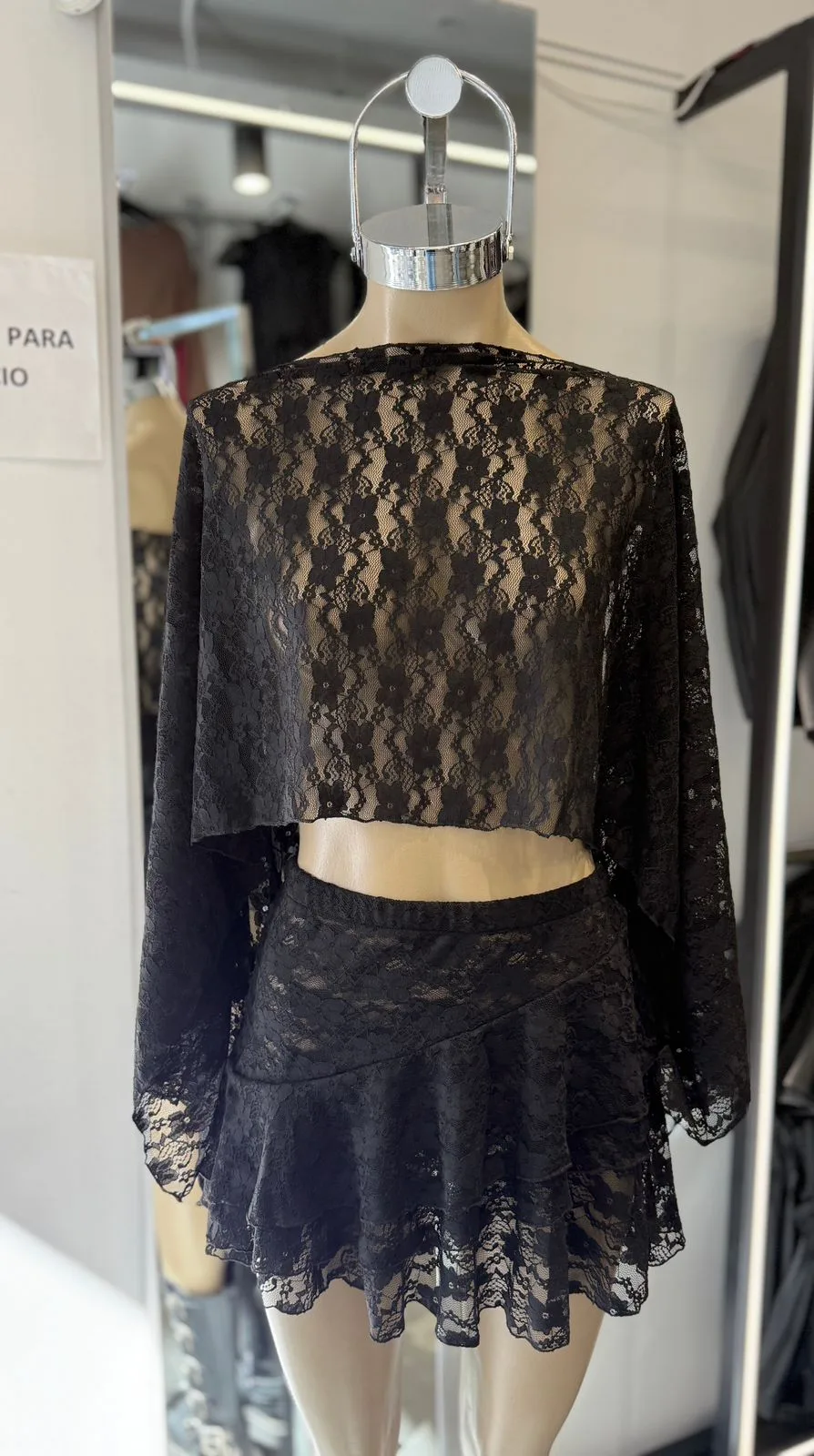POLLERA VALEN DE ENCAJE